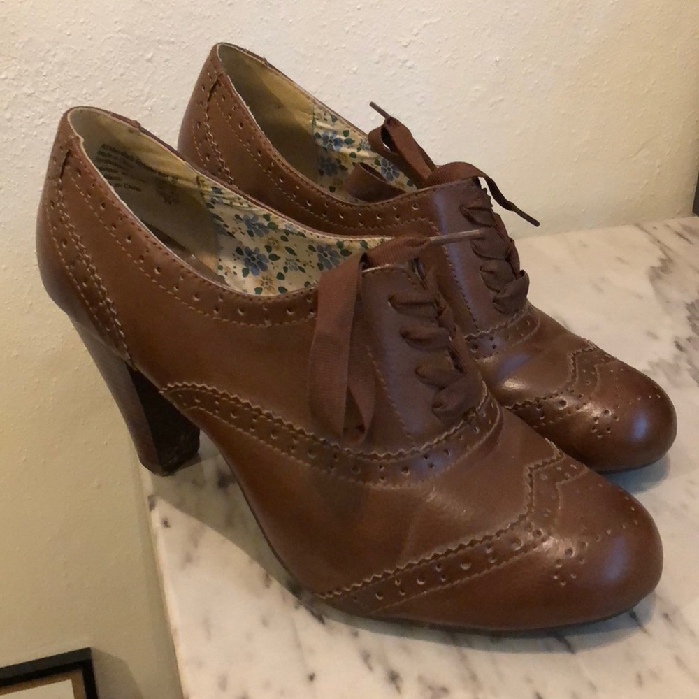 Oxford Heels